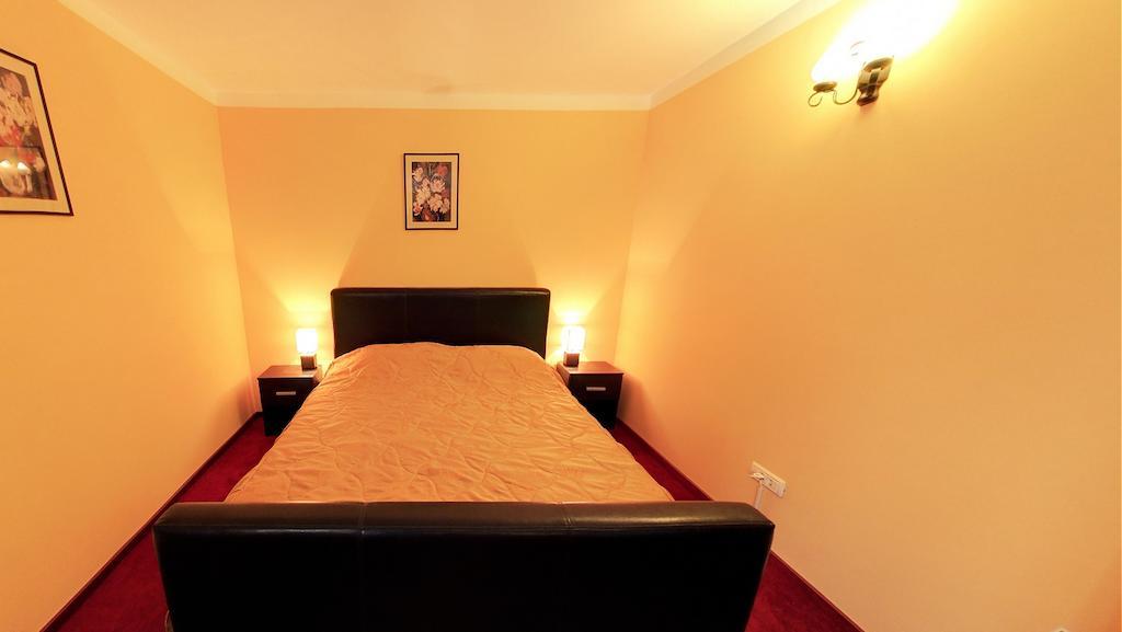 La Storia Guest House Piteşti Eksteriør bilde