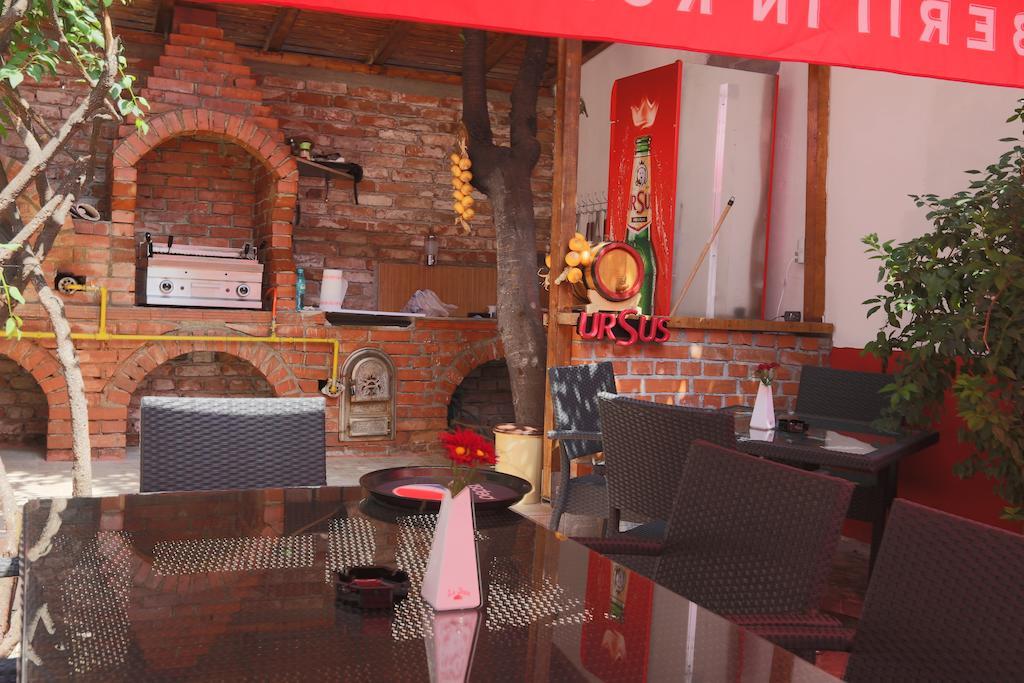 La Storia Guest House Piteşti Eksteriør bilde